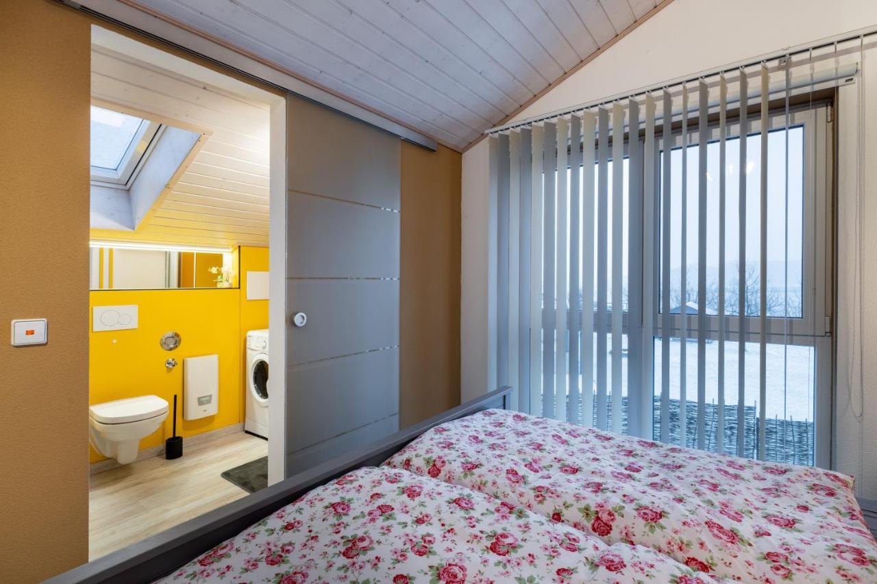 Gemuetliche Ferienwohnung Mit Panoramablick Muttensweiler Extérieur photo